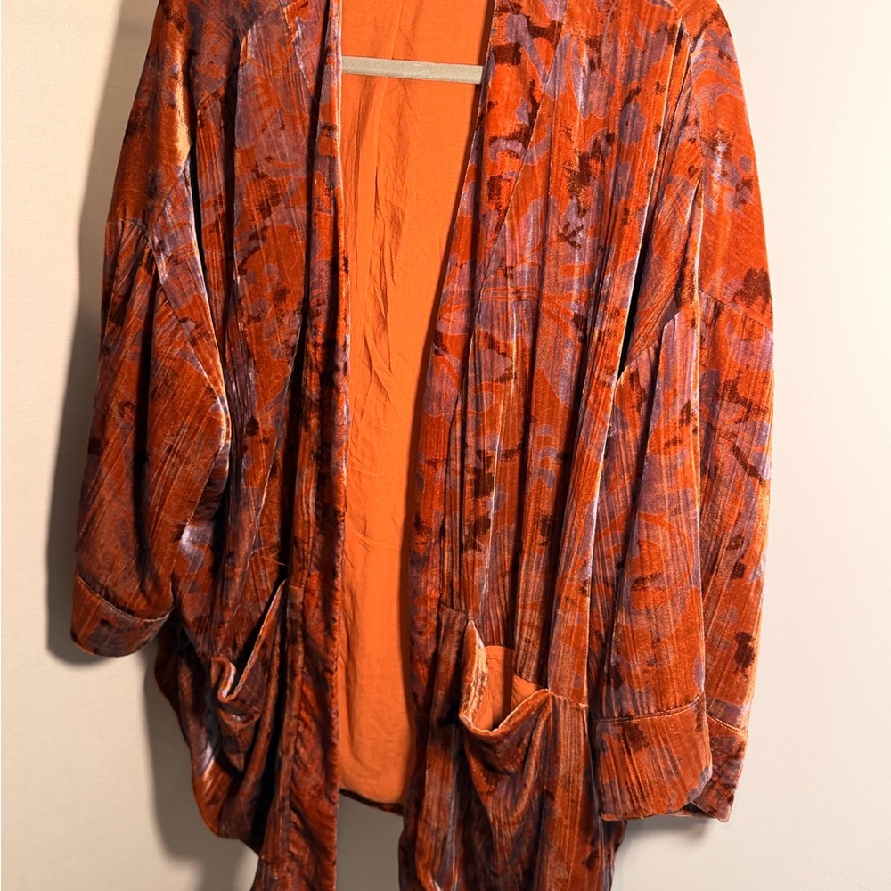 Anthropologie Velvet Esme Kimono - Picture 5 of 8